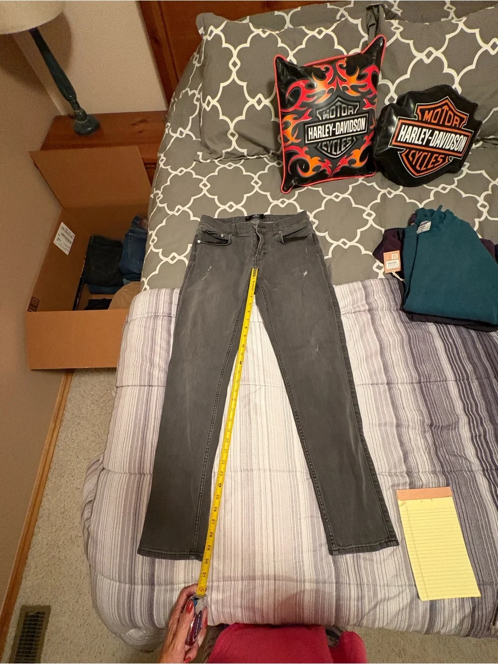 Hollister Men's Slim Gray Wash Jeans